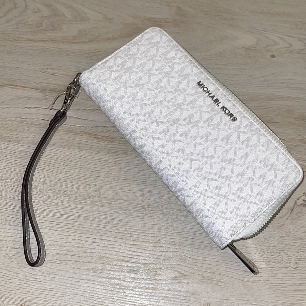 Michael Kors wristlet NEW WITH TAGS